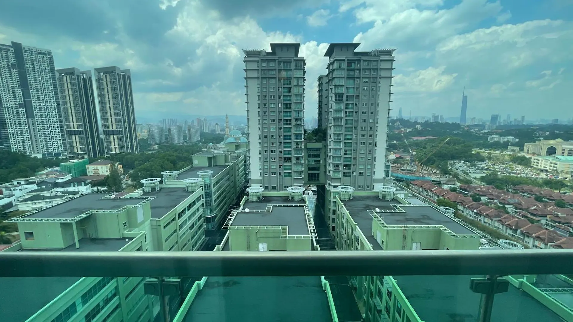 Solaris Dutamas By Manhattan Group Kuala Lumpur Apartamento